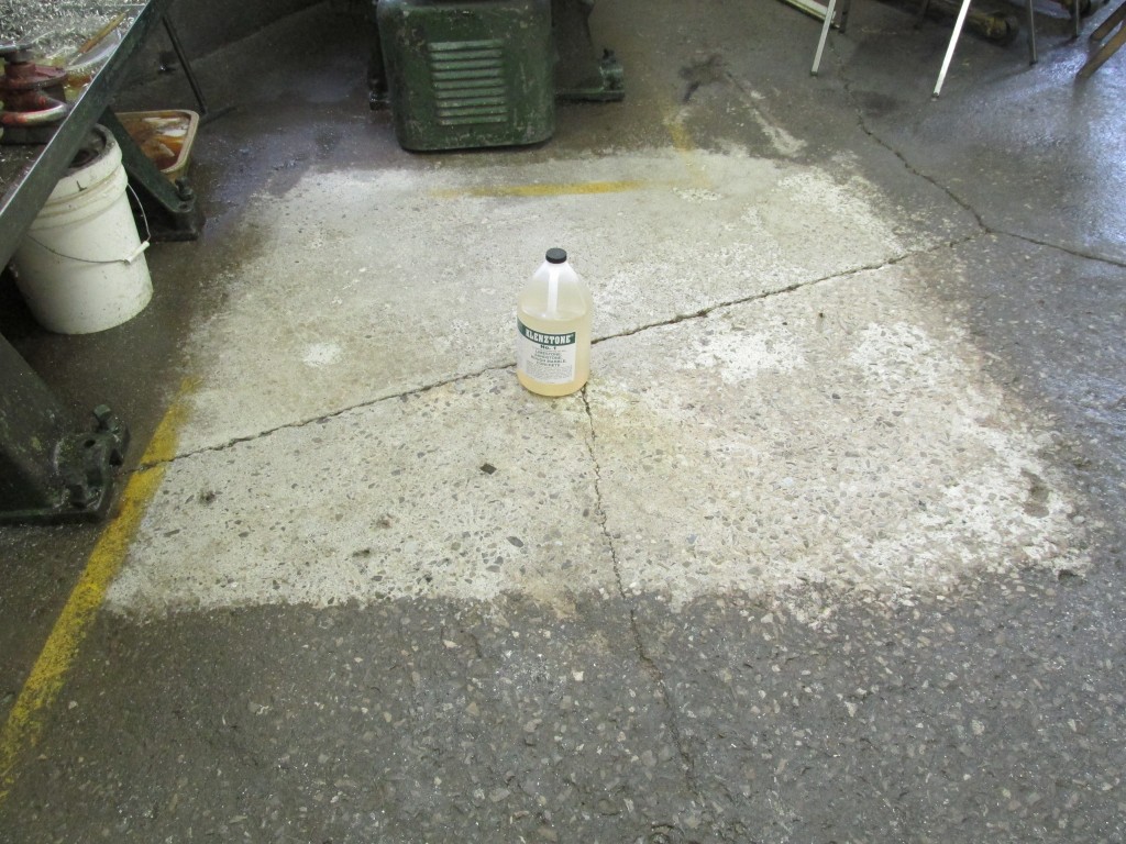 Concrete cleaner on a shop floor pic